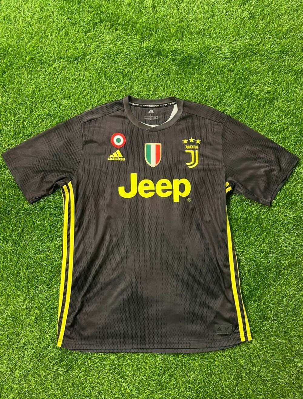 Adidas Juventus Third Soccer Jersey Size L DP0455